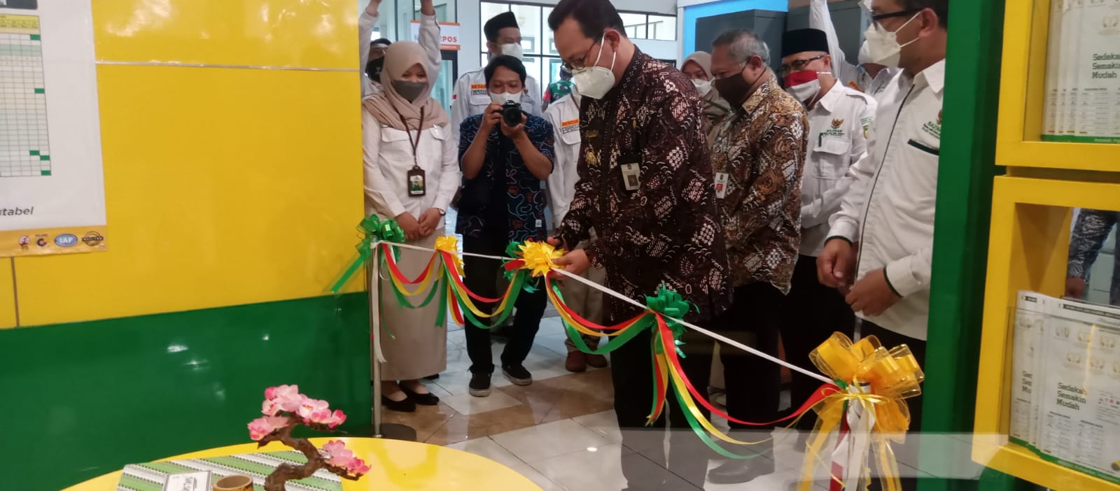 WAKIL WALIKOTA YOGYAKARTA RESMIKAN GERAI ZAKAT BAZNAS KOTA YOGYAKARTA DI MPP PEMKOT YOGYAKARTA