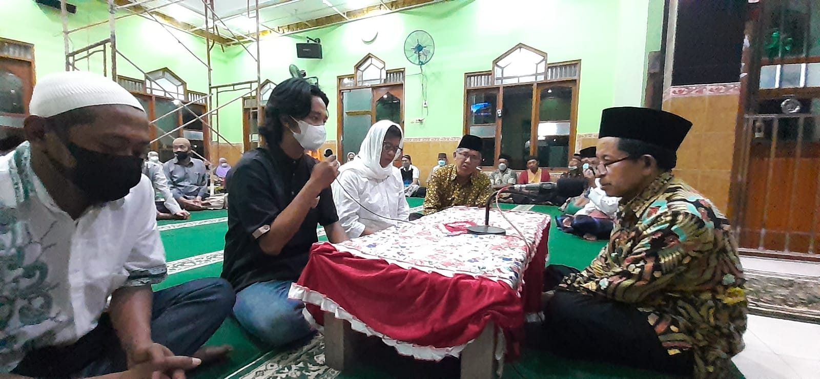 IBU DAN ANAK MENJADI MUALAF