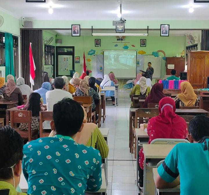 BAZNAS KOTA YOGYAKARTA GELAR PENGAJIAN EDUKASI ZAKAT DI SD N BHAYANGKARA