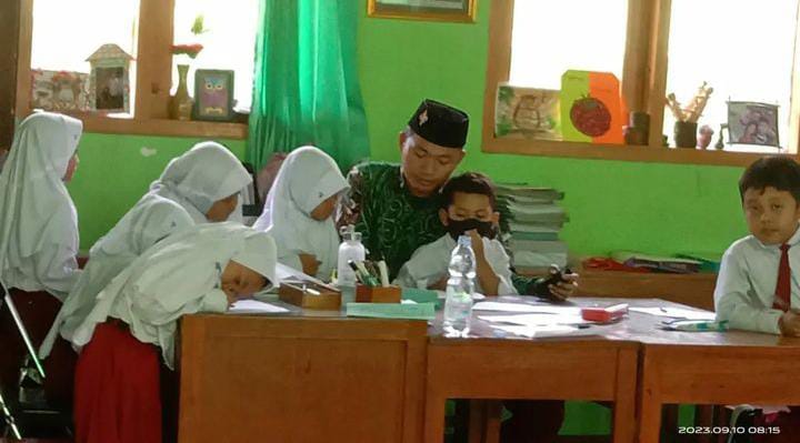 MADRASAH DINIYAH TAKMILIYAH TERINTEGRASI (MDTT) BAZNAS KOTA YOGYAKARTA DI SD NEGERI SURYODININGRATAN 2