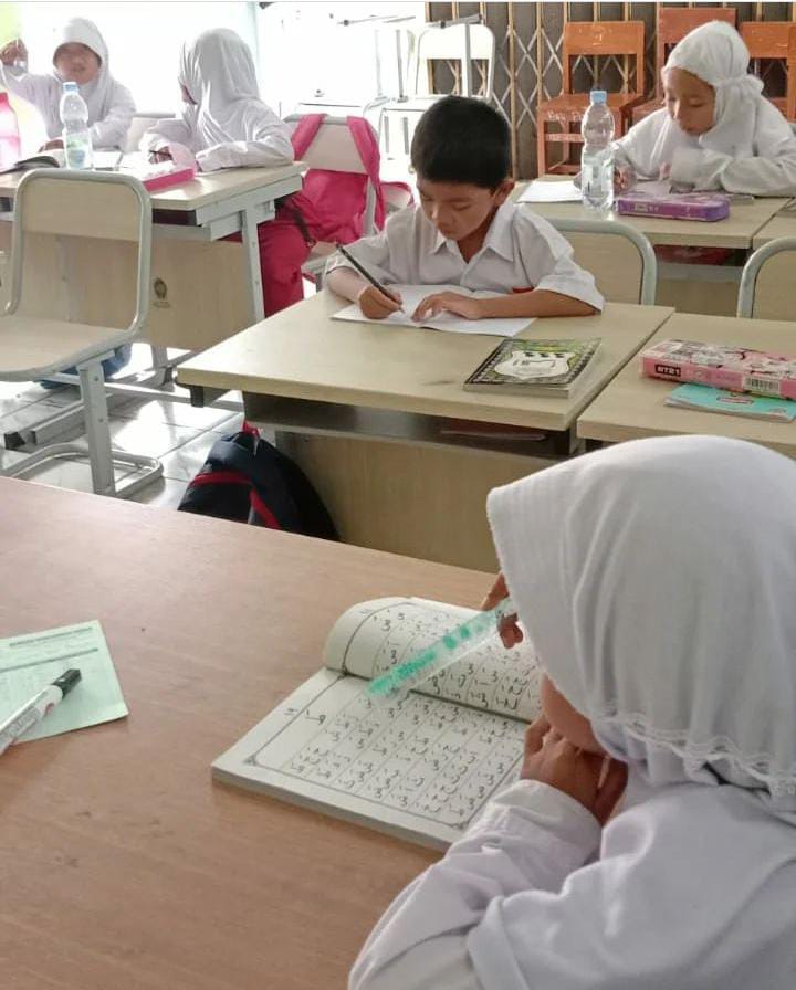 MADRASAH DINIYAH TAKMILIYAH TERINTEGRASI (MDTT) BAZNAS KOTA YOGYAKARTA DI SD NEGERI SAYIDAN