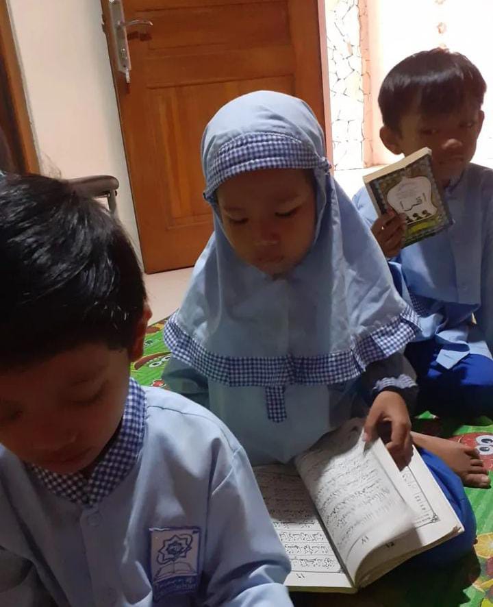 MADRASAH AL QUR'AN (MDA) BAZNAS KOTA YOGYAKARTA DI RAUDHATUL ATFAL (RA) TAMAN CENDEKIA