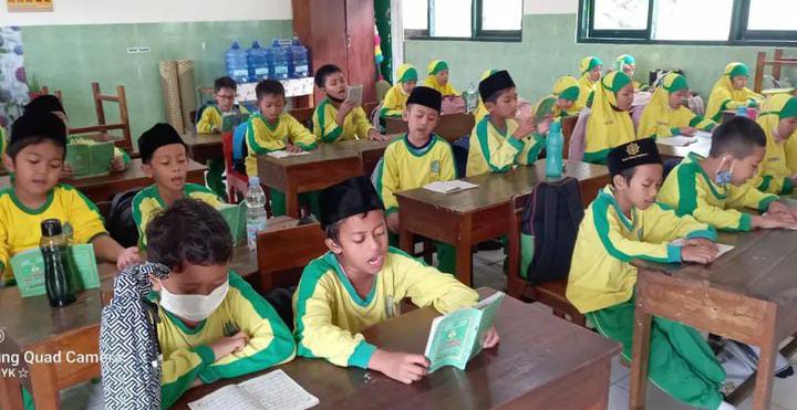 MADRASAH AL QUR'AN (MDA) BAZNAS KOTA YOGYAKARTA DI MI NEGERI 1 KOTA YOGYAKARTA