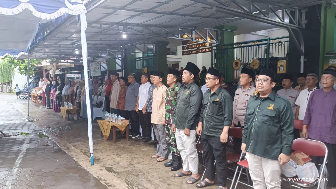 KAMPUNG KARANGKAJEN, KAMPUNG RELIGIUS