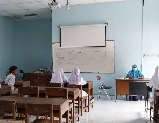 Madrasah Al Qur'an (MDA) Siswa SMP Negeri 4 Yogyakarta