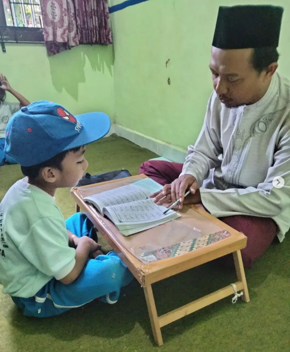 Madrasah Al Qur'an (MDA) Siswa Taman Kanak Kanak (TK) Negeri 8 Yogyakarta