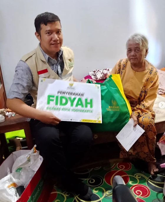 Jum'at Berkah, BAZNAS Kota Yogyakarta Serahkan Sedekah Fidyah