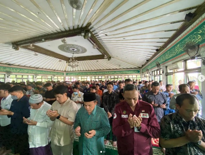 Masjid Pangeran Diponegoro Balaikota Gelar Shalat Ghaib Bagi Asy Syahid Ismail Haniyeh Dan Para Syuhada Palestina