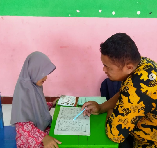 Ananda Sholeh Sholehah Siswa TK Negeri 7 Kota Yogyakarta, Mengikuti Belajar Membaca Huruf Al Qur'an Metode Iqra, [Program Madrasah Al Qur'an (MDA) BAZNAS Kota Jogja